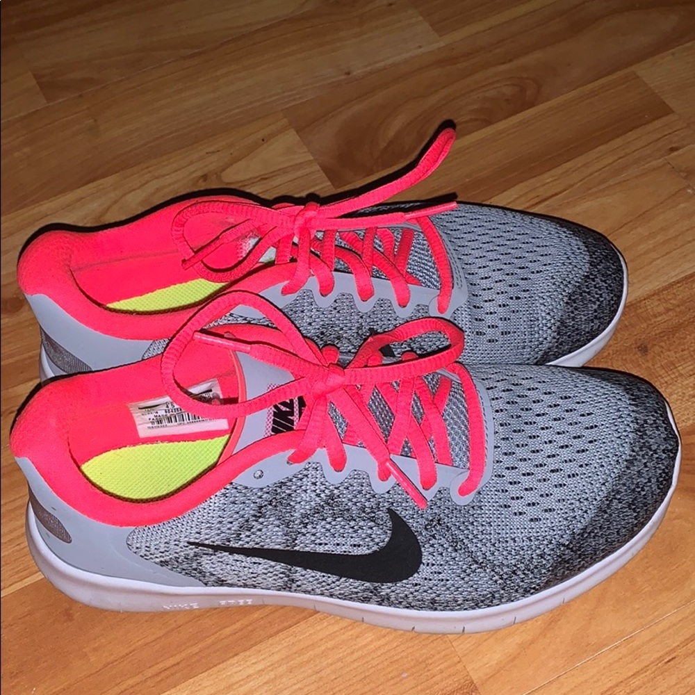 GUC Nike Free RN shoes